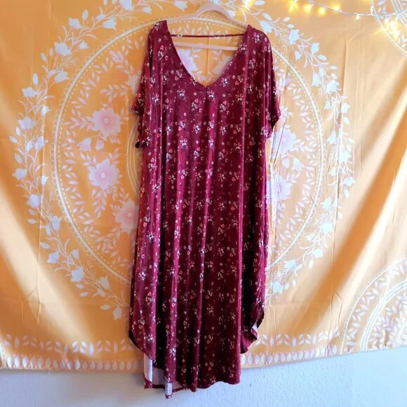 24/7 Maurice's Red Floral Circle Hem Maxi Dress Size 3XL - Picture 3 of 5